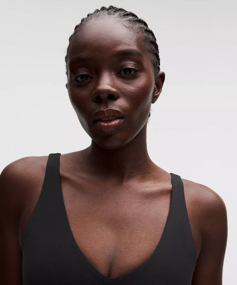 lululemon Focuser V-Neck Bra *Light Support, A/B Cup 4