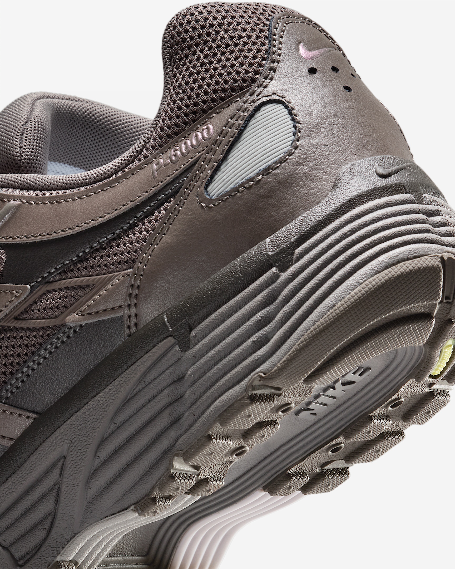 Nike P-6000 Shoes - 8