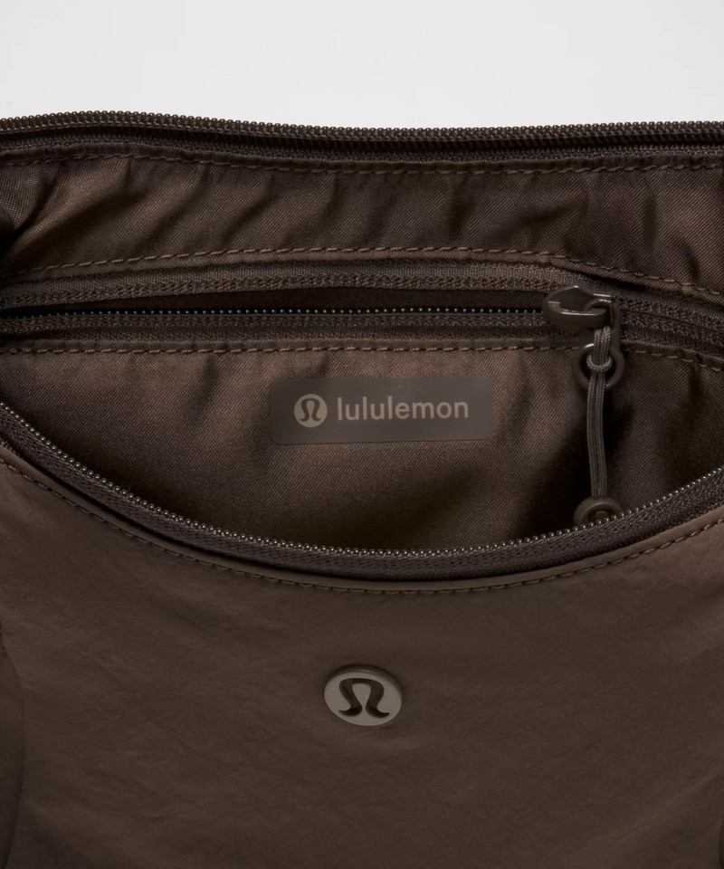 Small Slouchy Sling Bag 3L 5