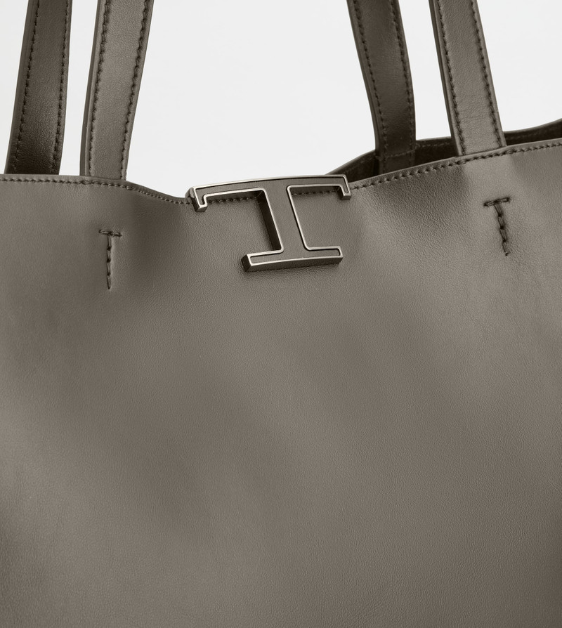 T TIMELESS SHOPPING BAG IN LEATHER MEDIUM - BROWN, BLACK 5
