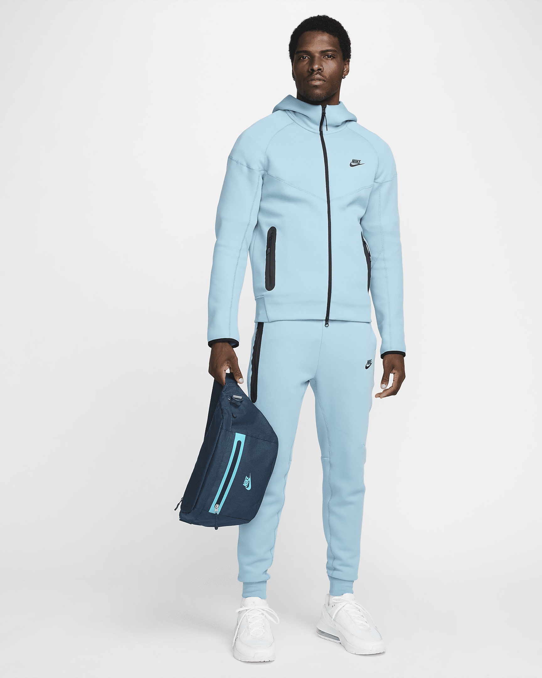 Nike Elemental Premium Fanny Pack (8L) - 10
