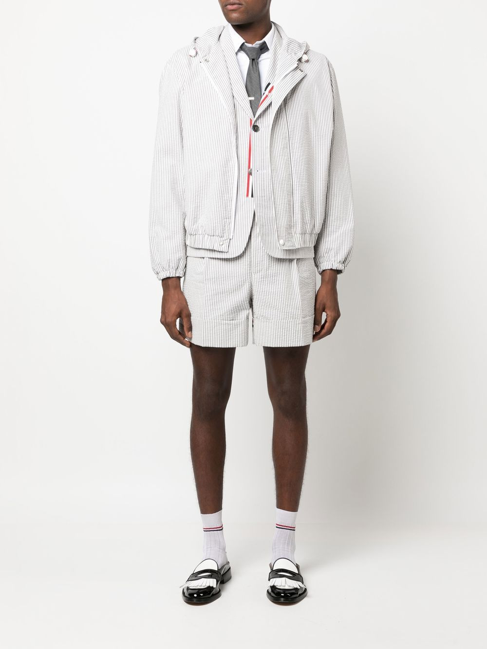 Thom Browne Men Shorts In Seersucker - 3