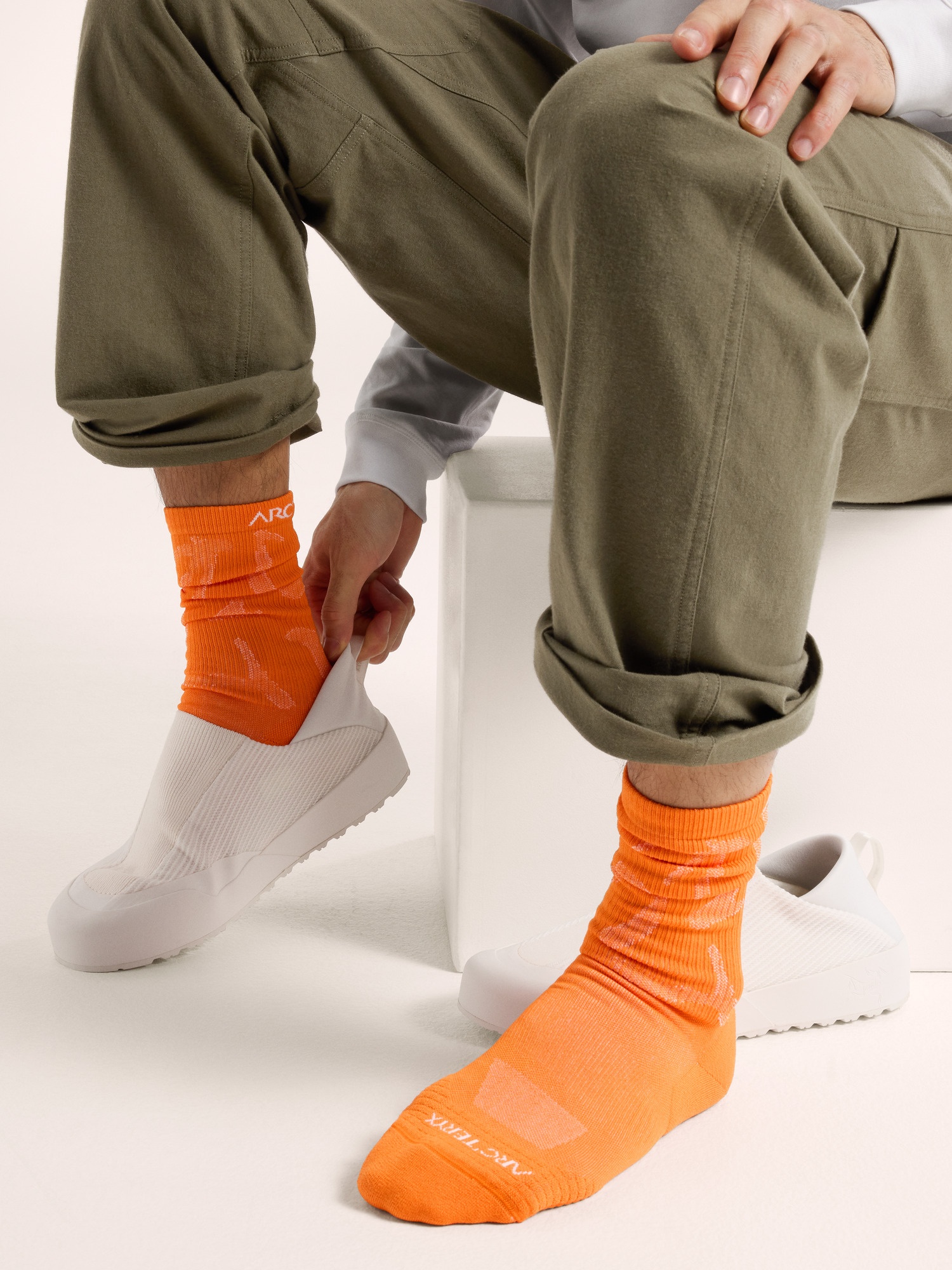Synthetic Mid Grotto Sock - 5