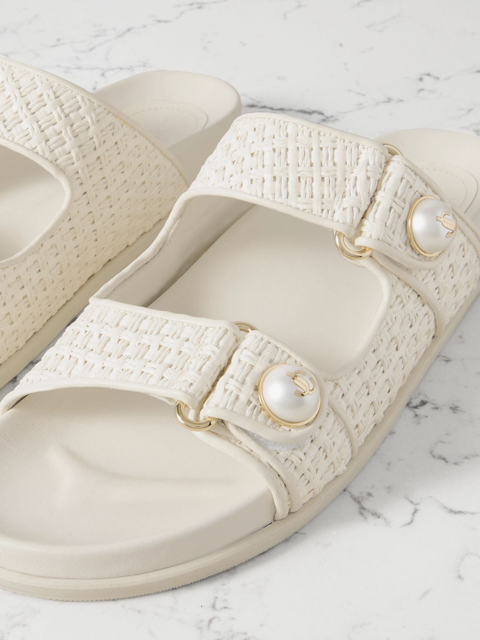 Fayence faux pearl-embellished raffia slides Cream - 4