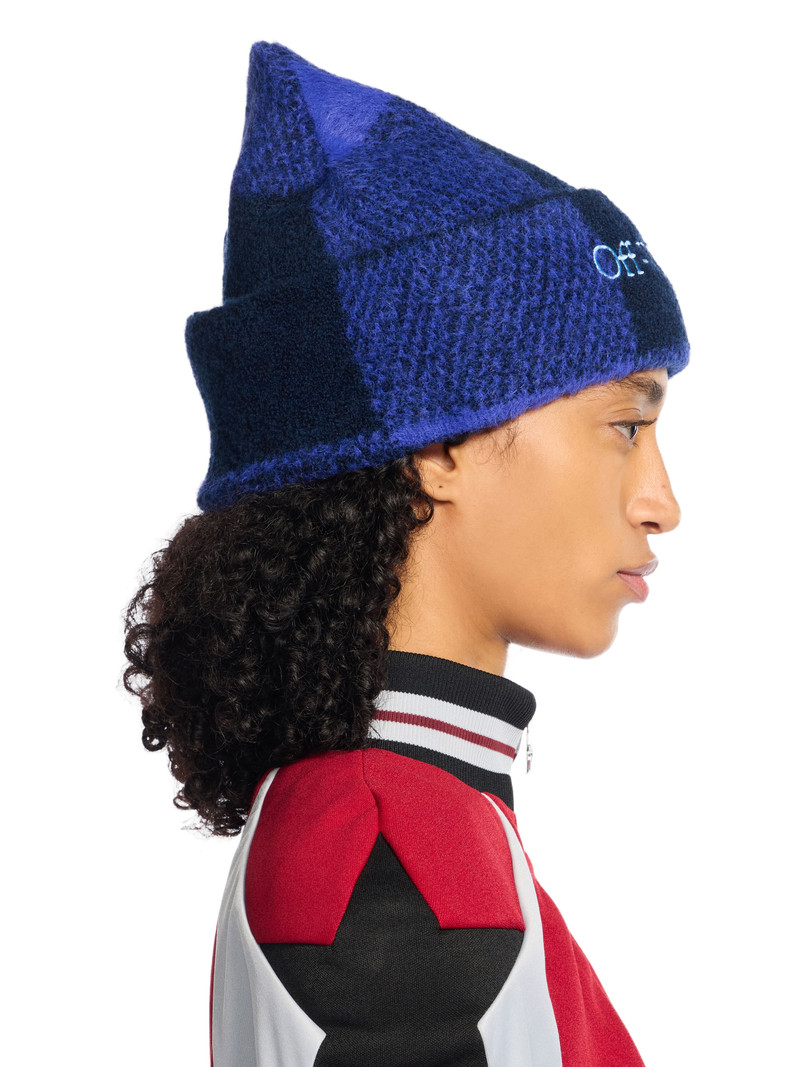 Bookish Check Loose Beanie 4