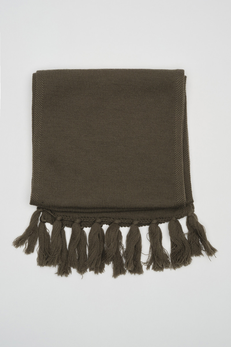 Knitted Scarf Swamp Green Rustic Merino 1