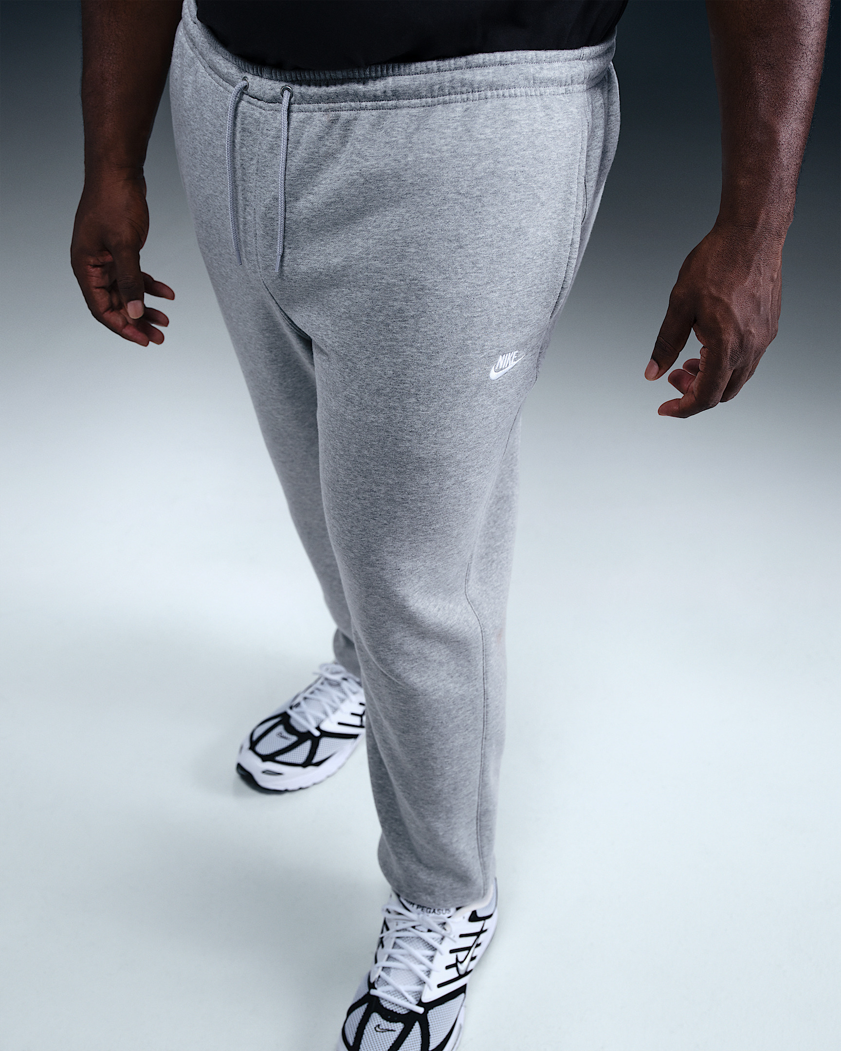 Nike Club Men's Joggers - 7