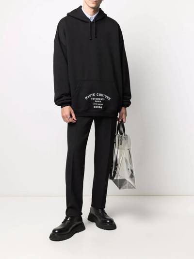 VETEMENTS logo-print oversized hoodie outlook