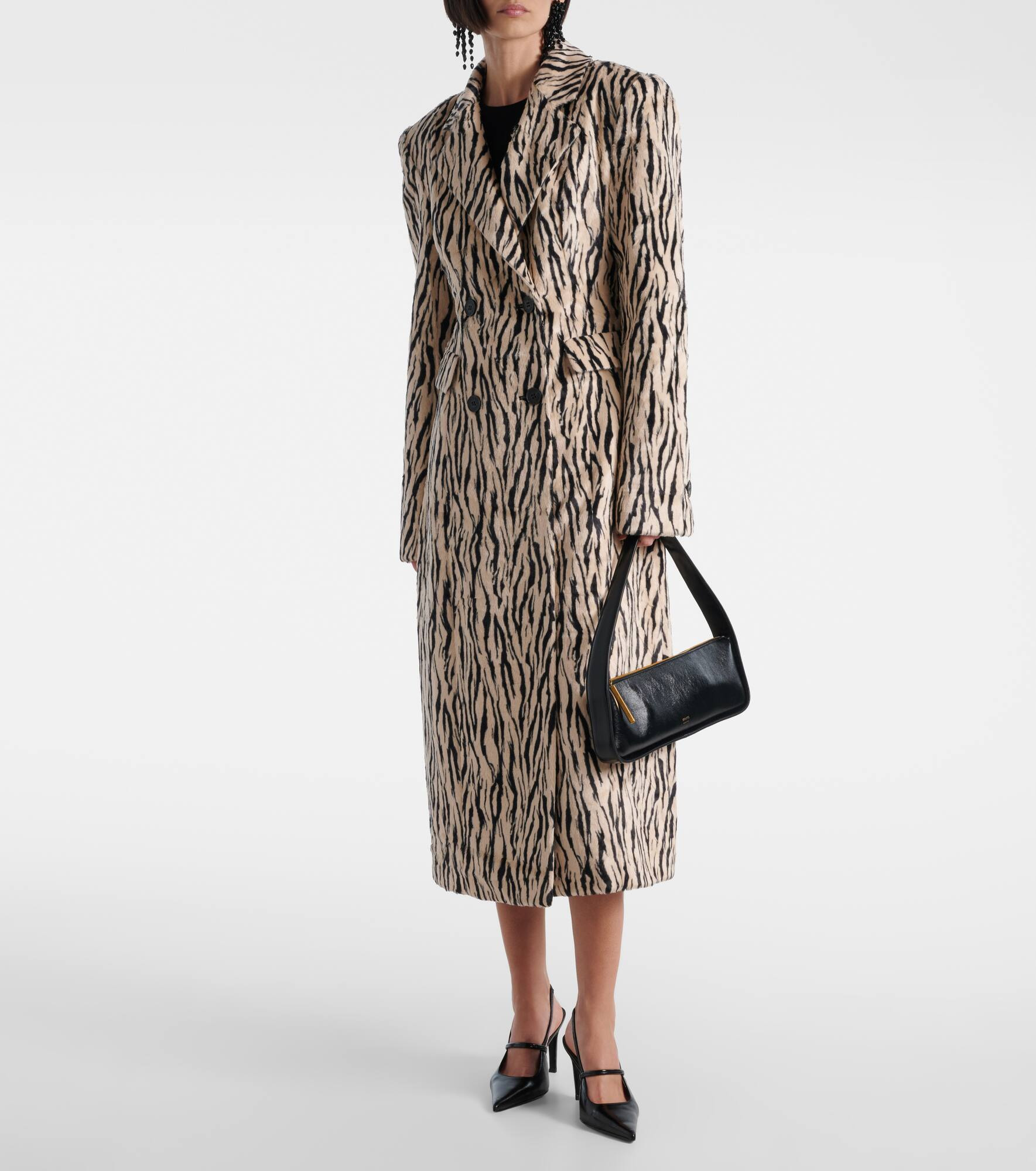 Printed double-breasted faux fur coat - 6