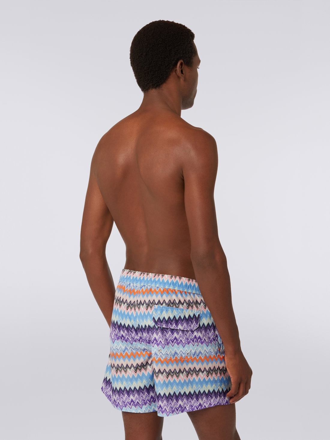 Technical fabric swimming trunks with chevron print - 4