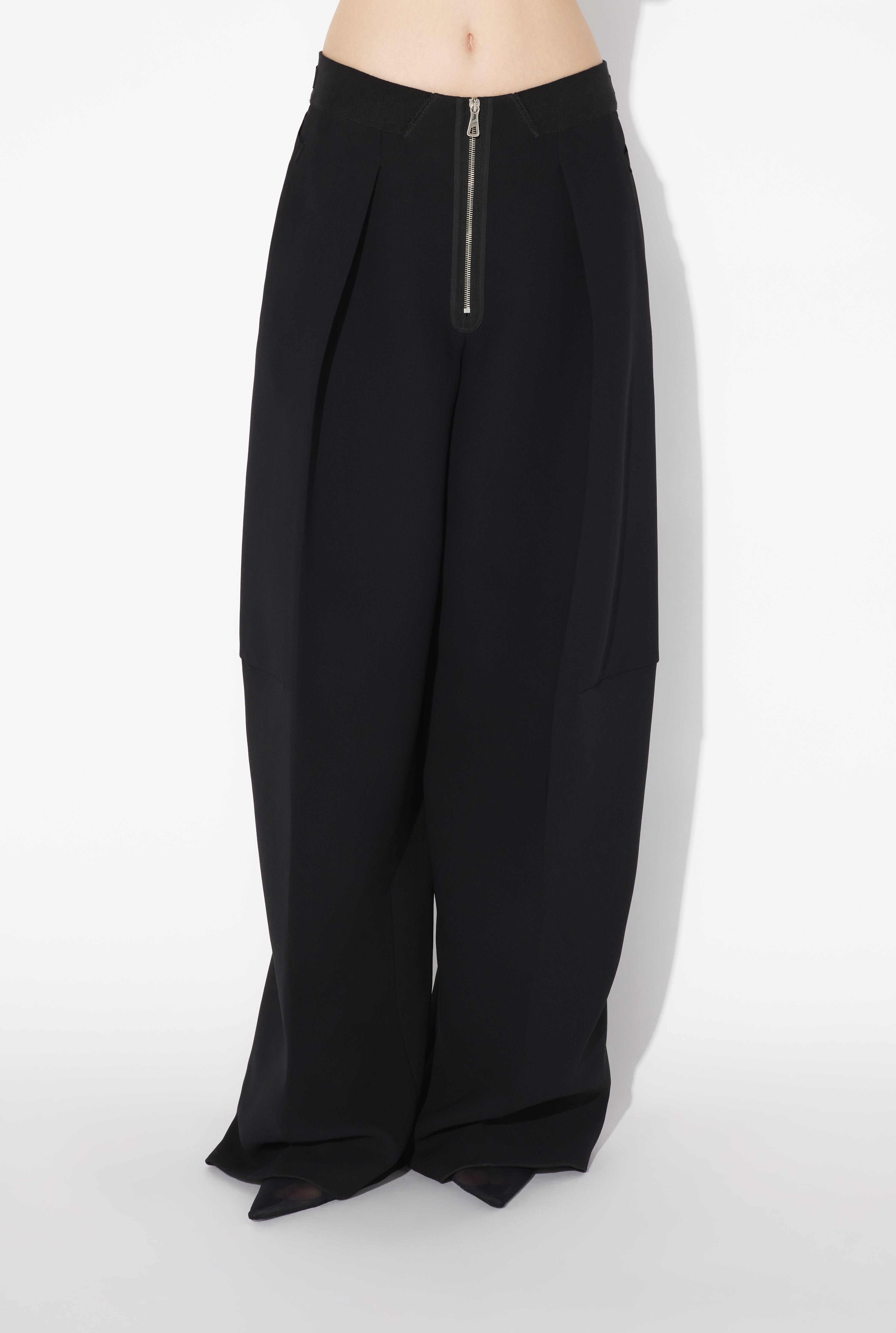 THE CREPE PANTS - 3