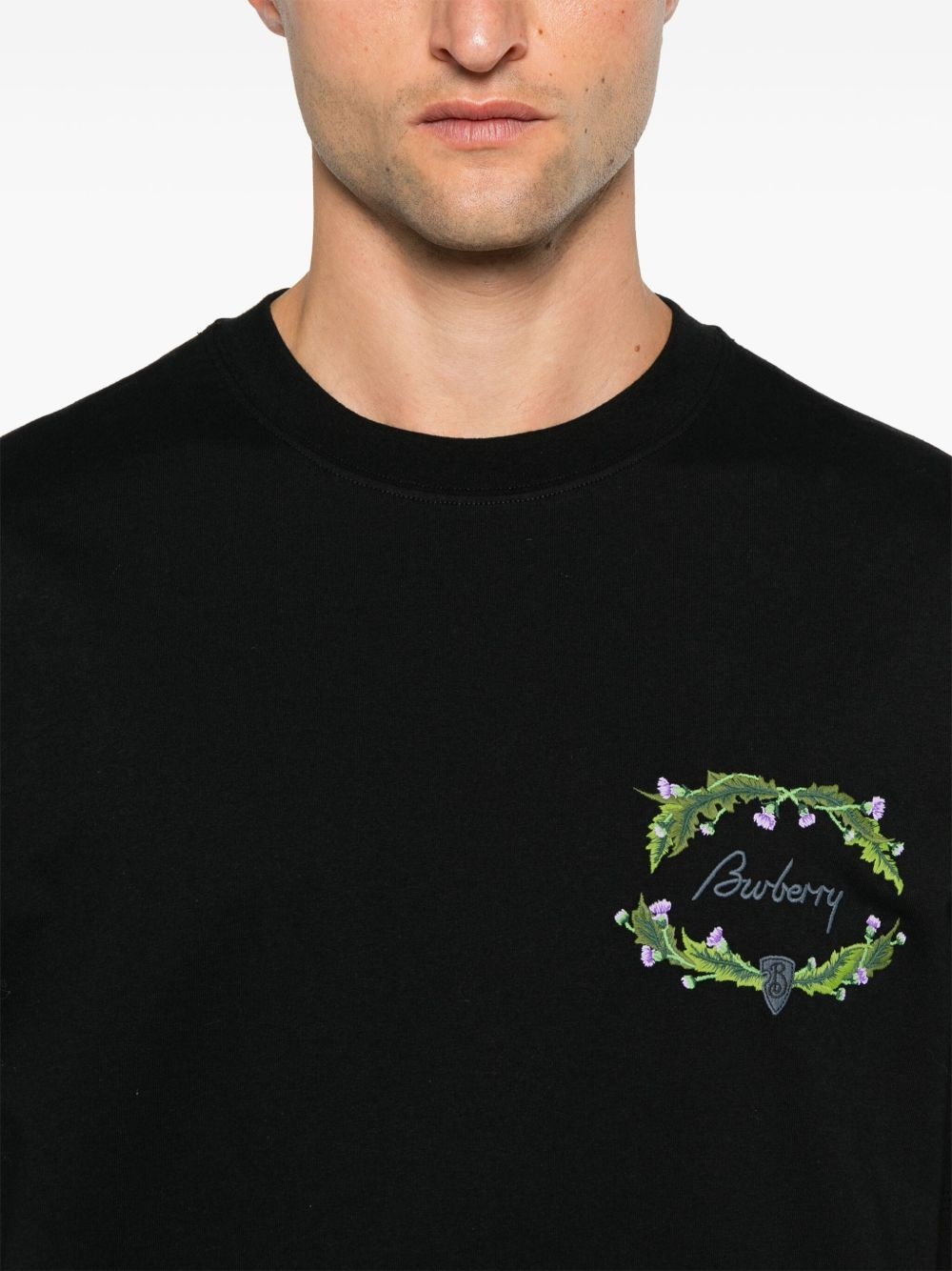 【関税込み】Burberry ブラック Thistle Logo Tシャツ Burberry Thistle T-shirt | REVERSIBLE
