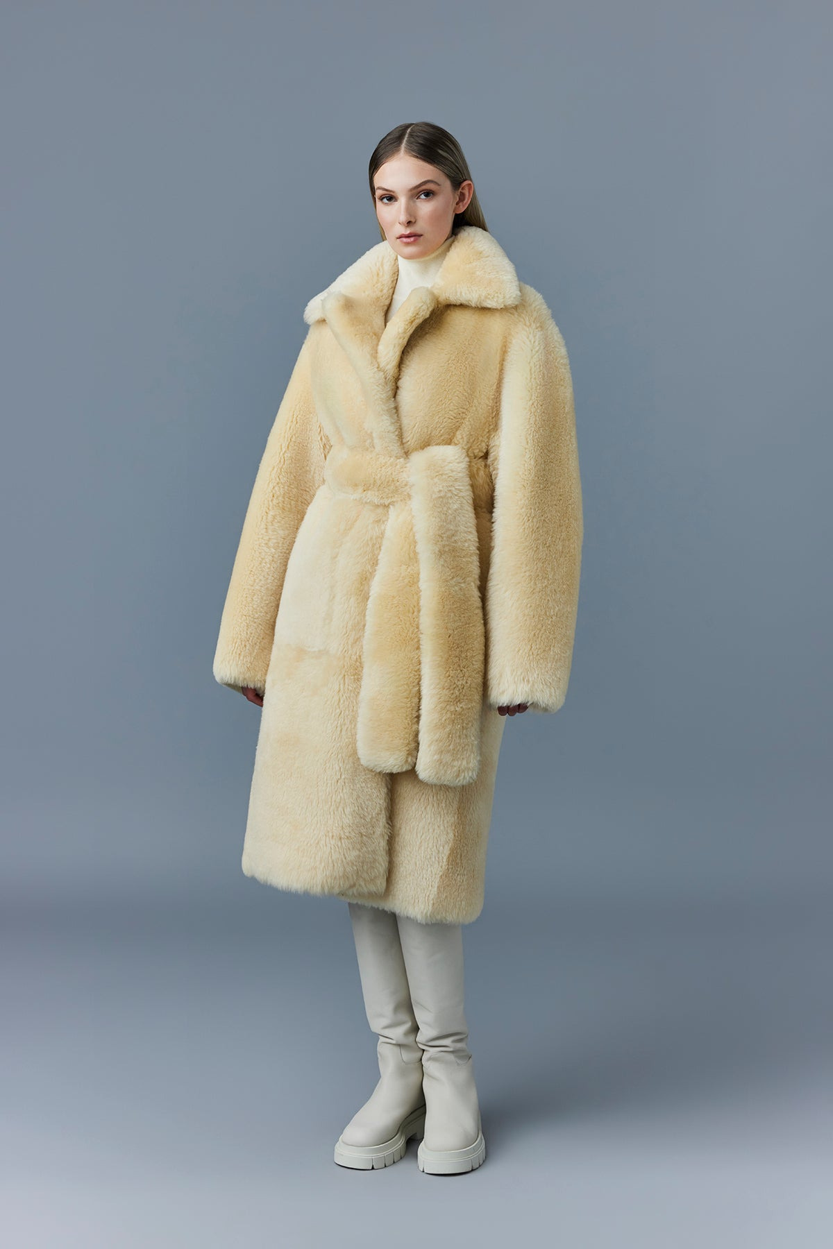 ETIENNE Shearling coat with belt - 3