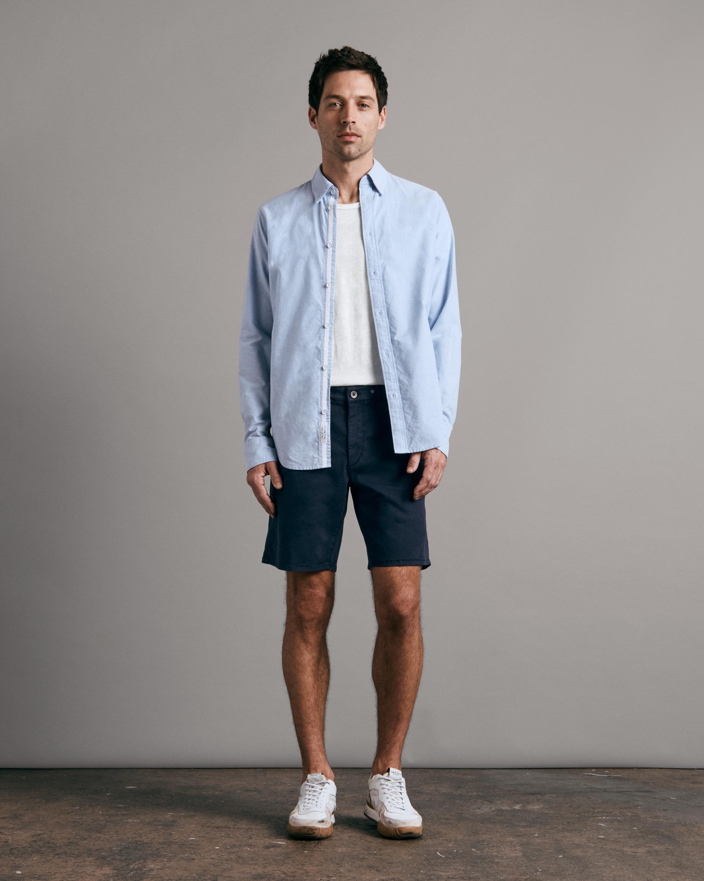 Perry Cotton Stretch Twill Short
Slim Fit Short - 2
