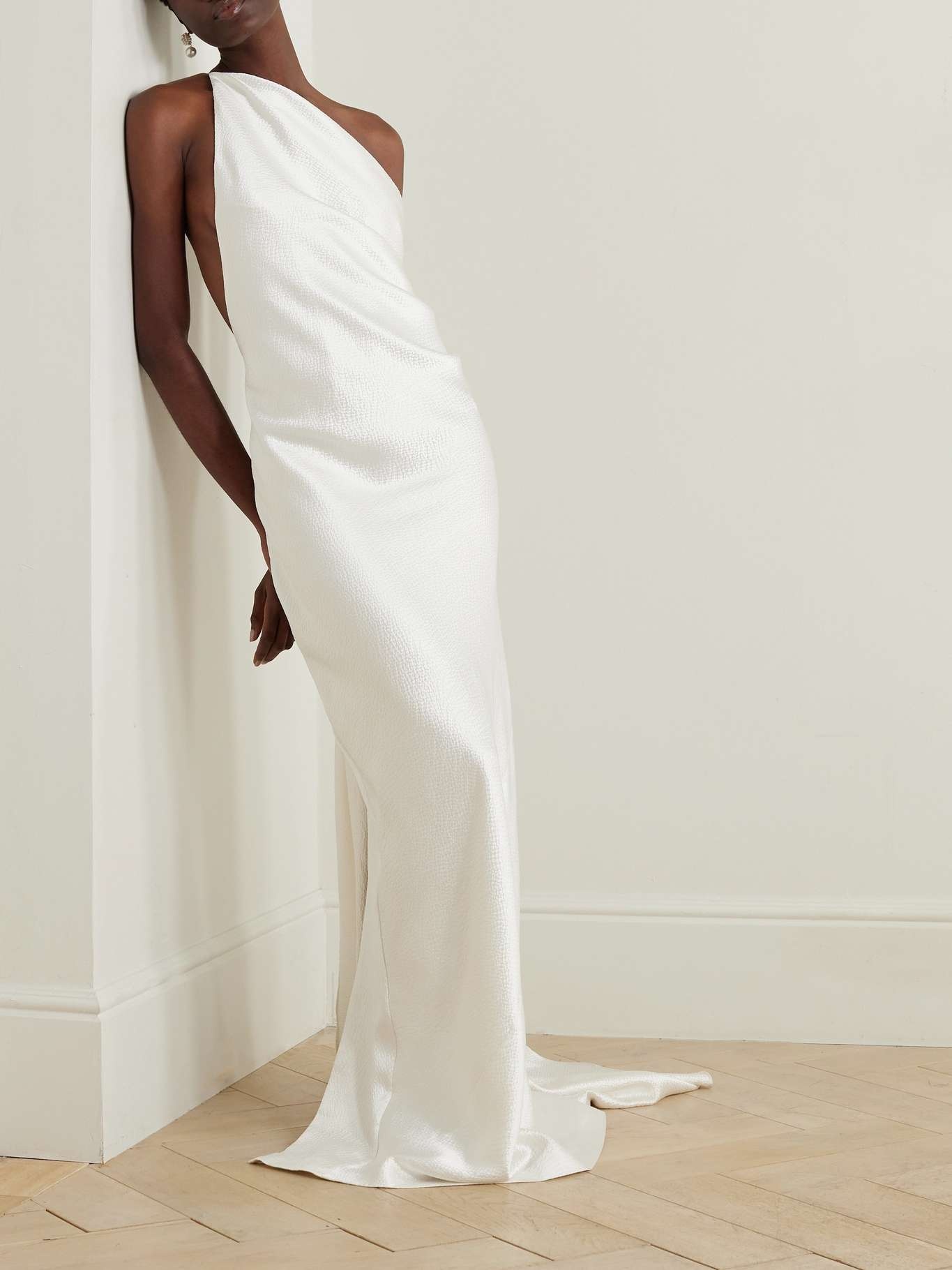 Caroline one-shoulder hammered-silk maxi dress - 3