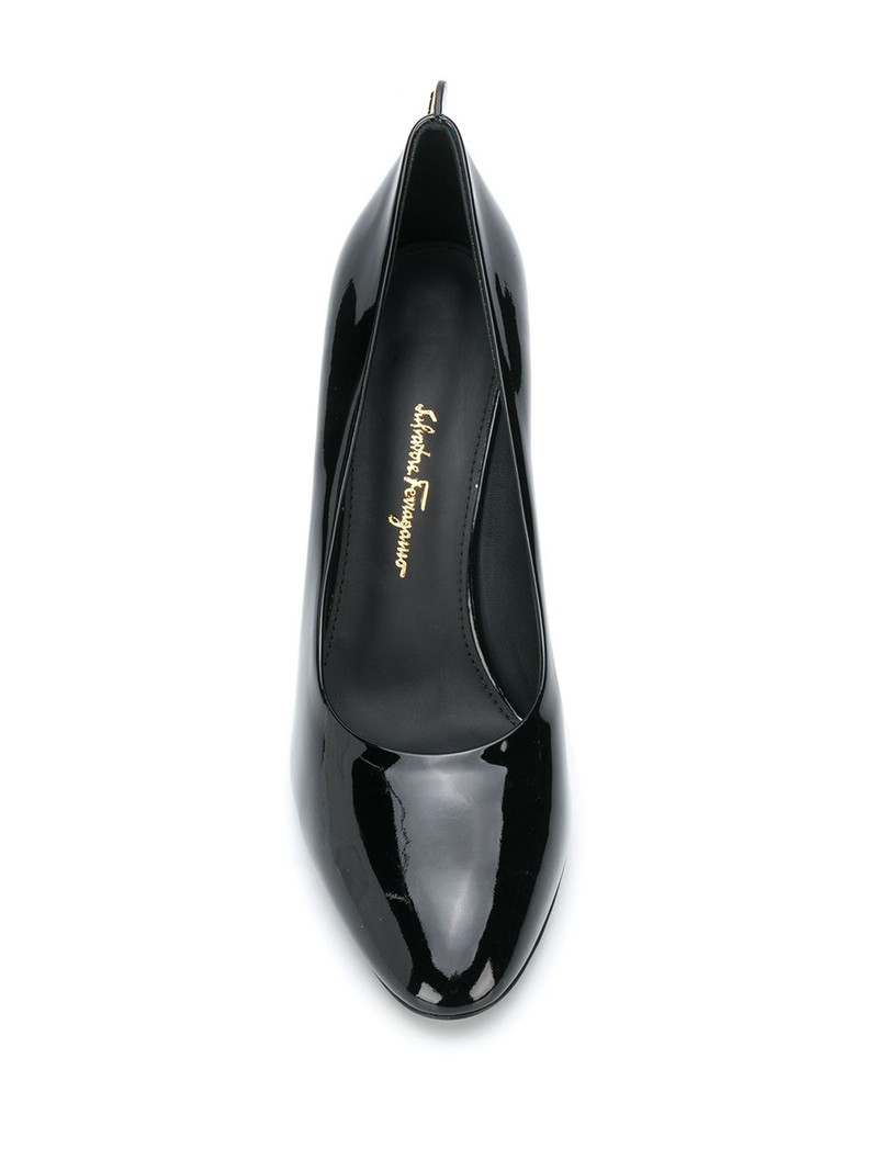 almond-toe pumps 4