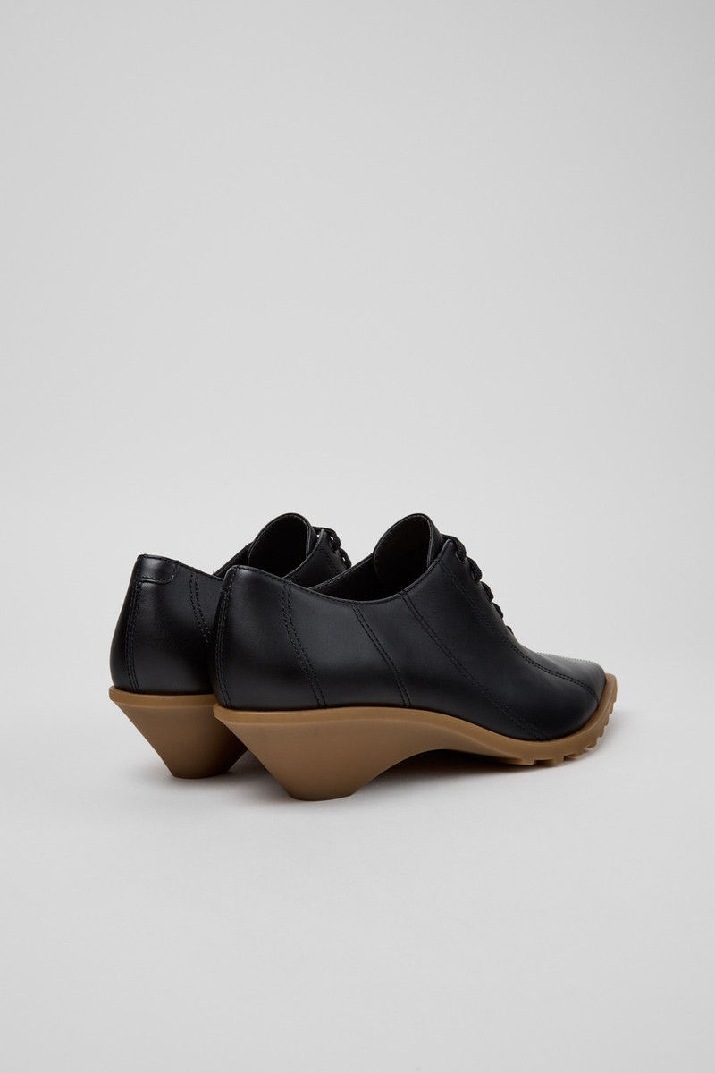 CAMPERLAB Black Leather Shoes for Women. outlook