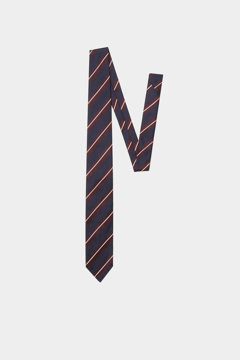 D2 CLASSIC TIE 1