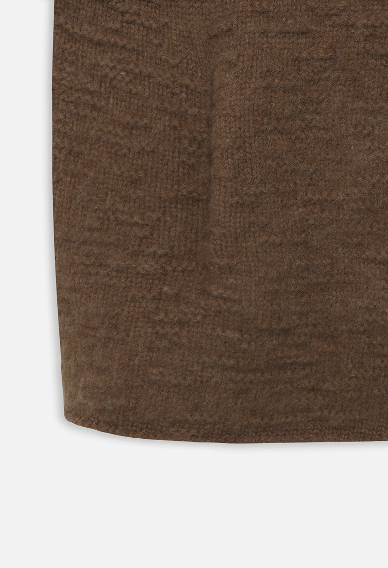 GLITCH JACQUARD PONCHO 3