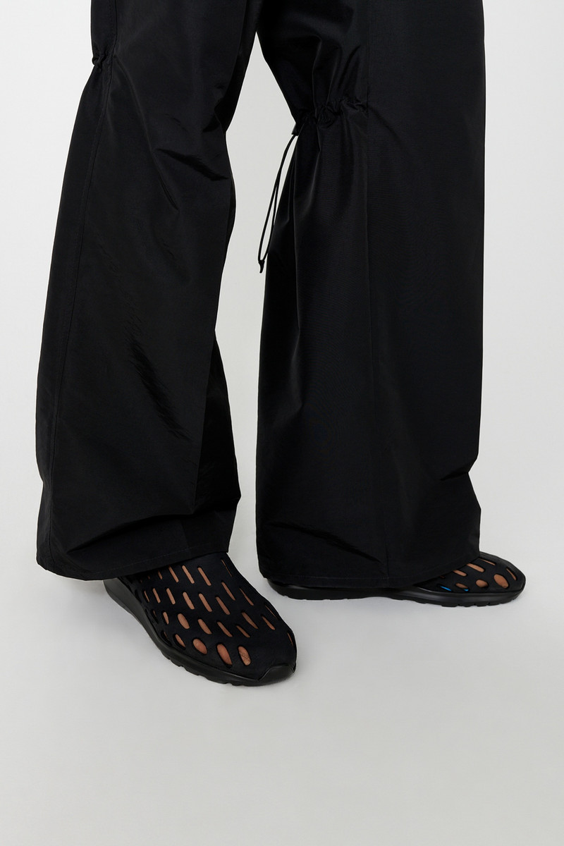 Strainer Black Leather 7