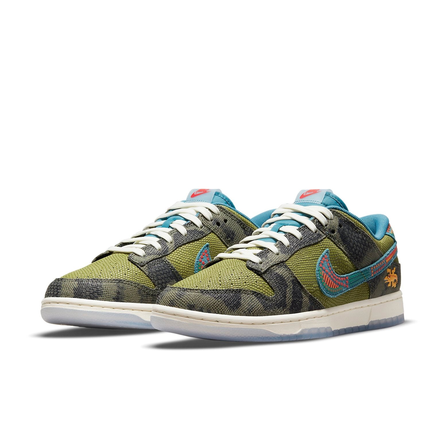 Nike Dunk Low 'SiEMPRE Familia' DO2160-335 - 3