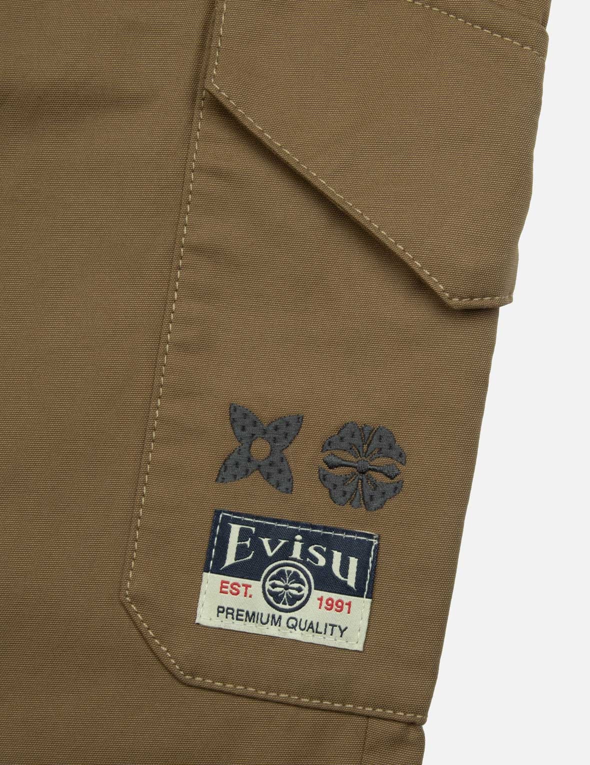 Kamon and Wheel of Wisdom Embroidery Fashion Fit Woven Jogger - 8