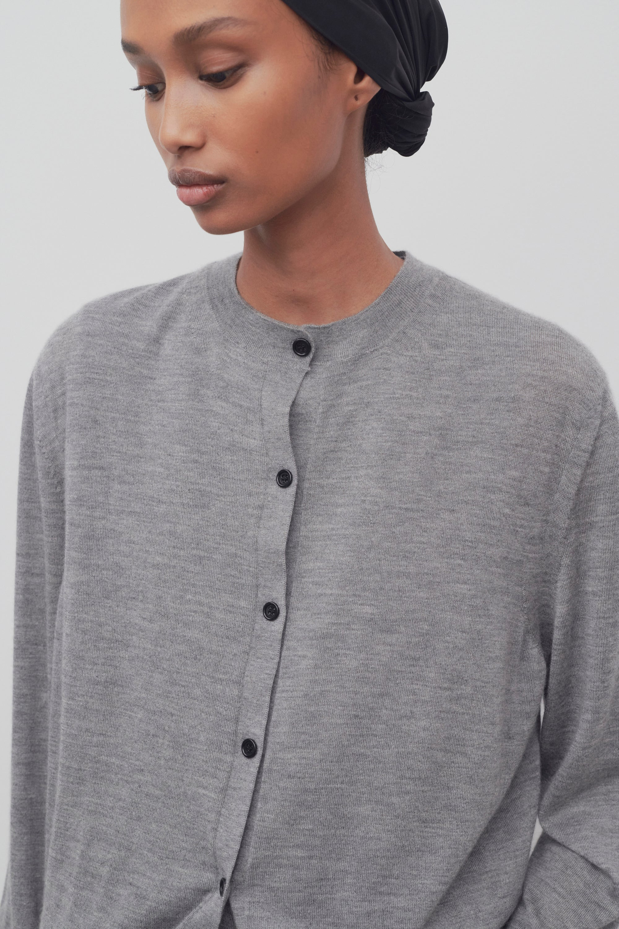 Battersea Cardigan in Cashmere - 6