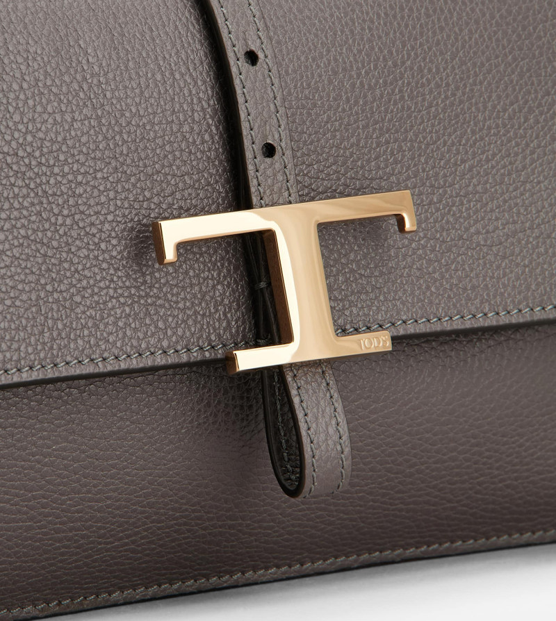 T TIMELESS FLAP BAG IN LEATHER MINI - GREY 5