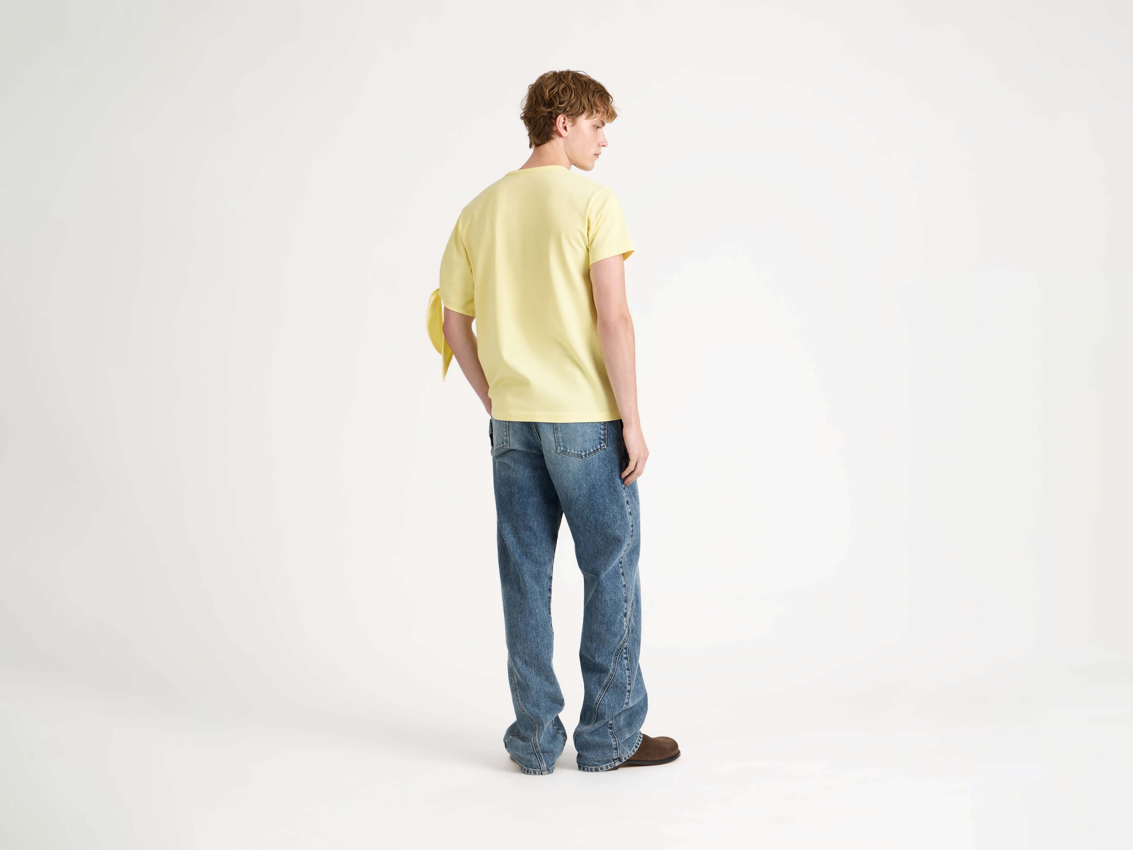 KNOTTED SLEEVE T-SHIRT IN YELLOW - 3