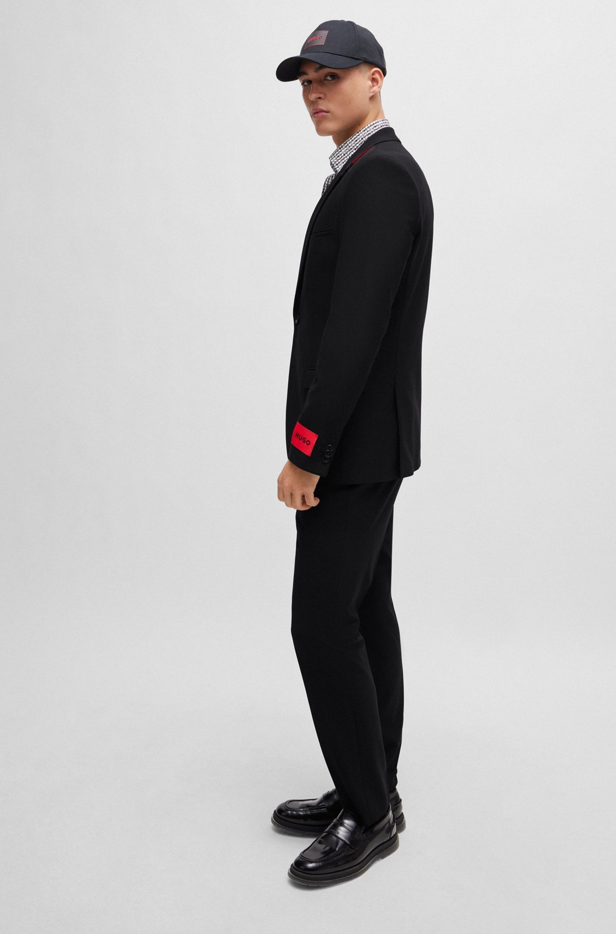 EXTRA-SLIM-FIT SUIT IN A STRUCTURED WOOL BLEND - 2