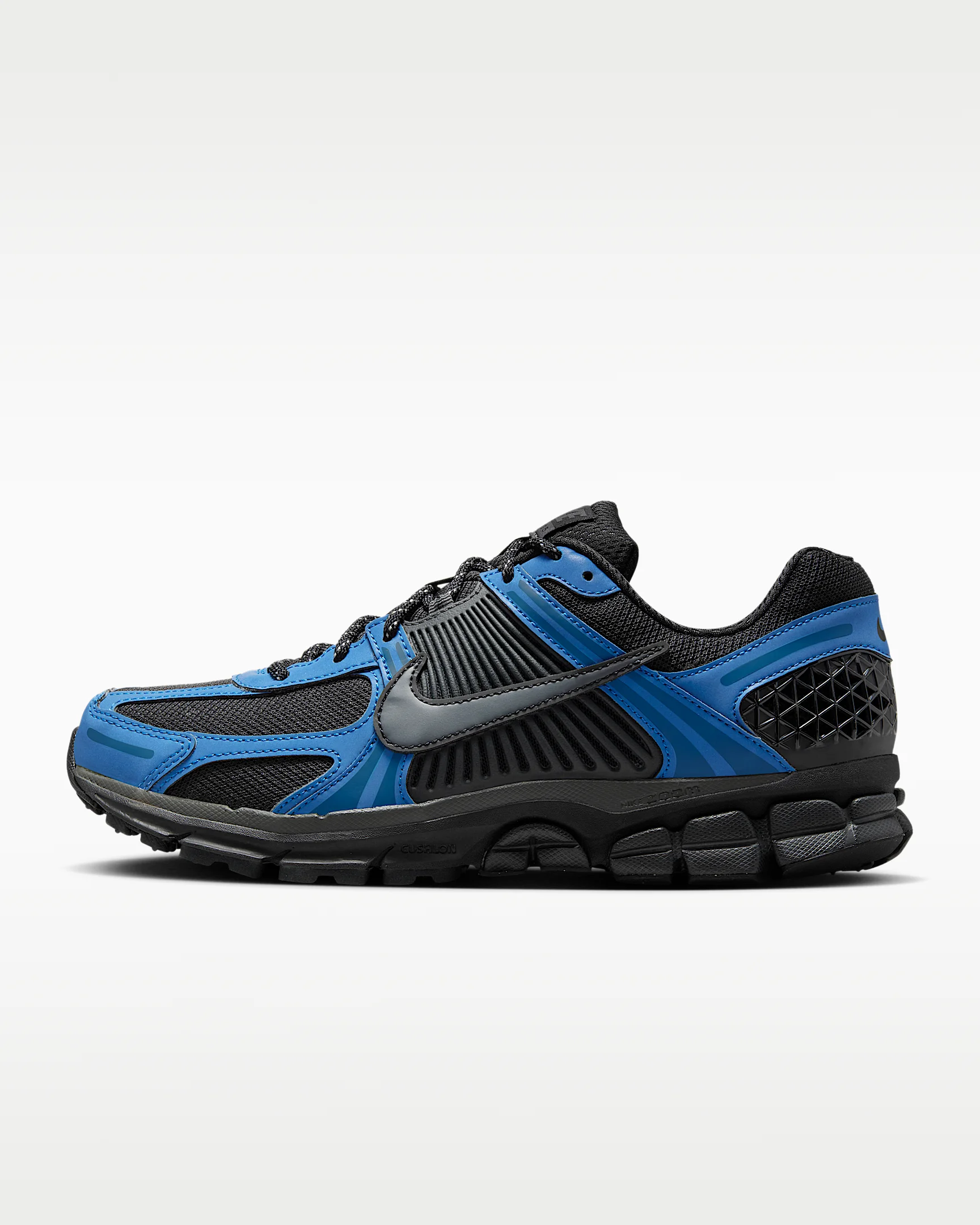 Nike Zoom Vomero 5 SE Men's Shoes with Reflective Accents - 1