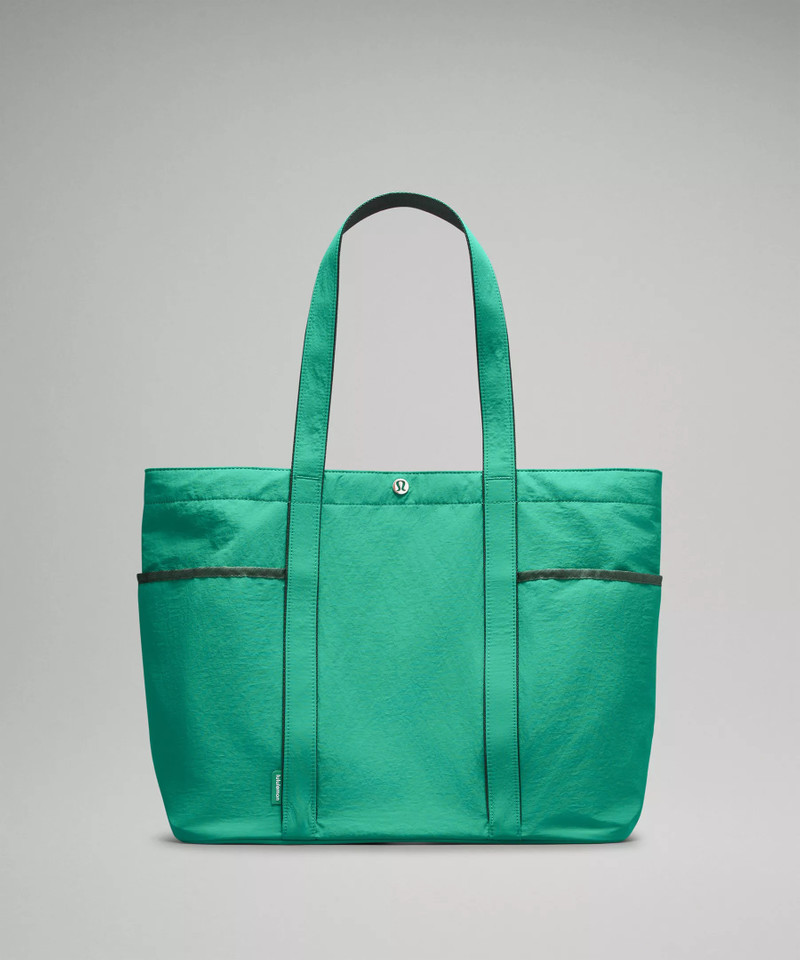 Daily Multi-Pocket Tote Bag 20L 1