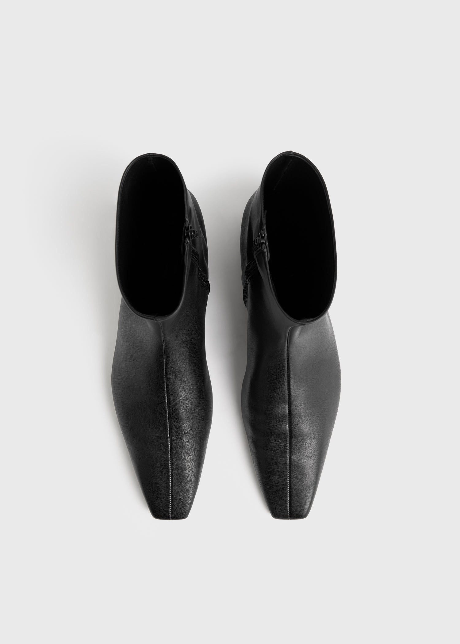Zipped leather chelsea boots black - 4
