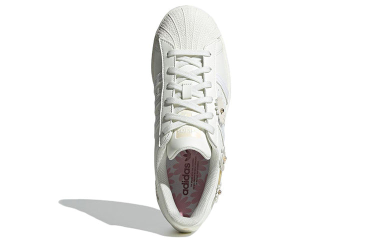 (WMNS) adidas Superstar 'Floral' GX2172 - 5