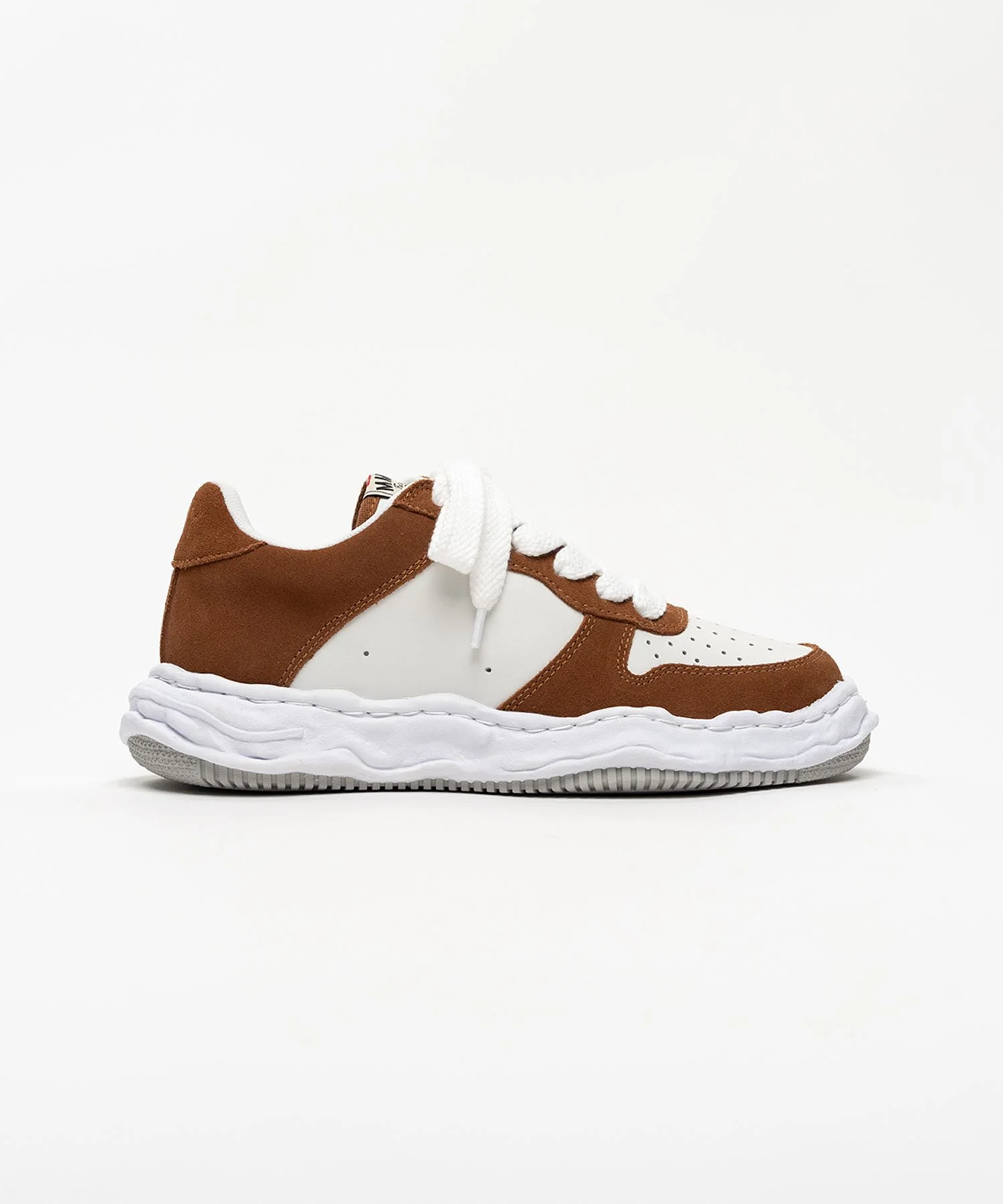 "WAYNE" OG Sole Suede Low-top Sneakers - 1