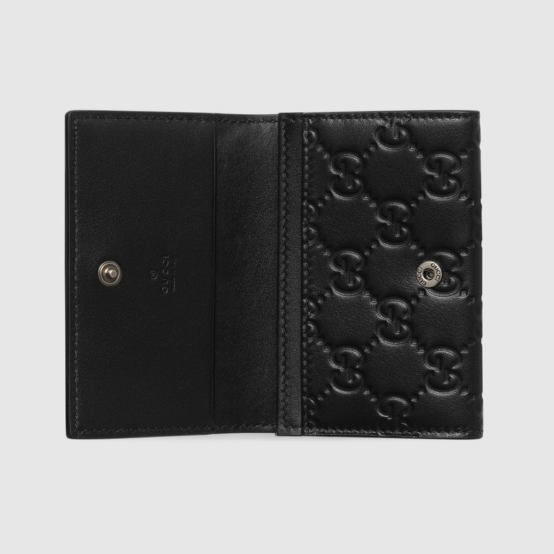 GUCCI GG Emblem card case outlook