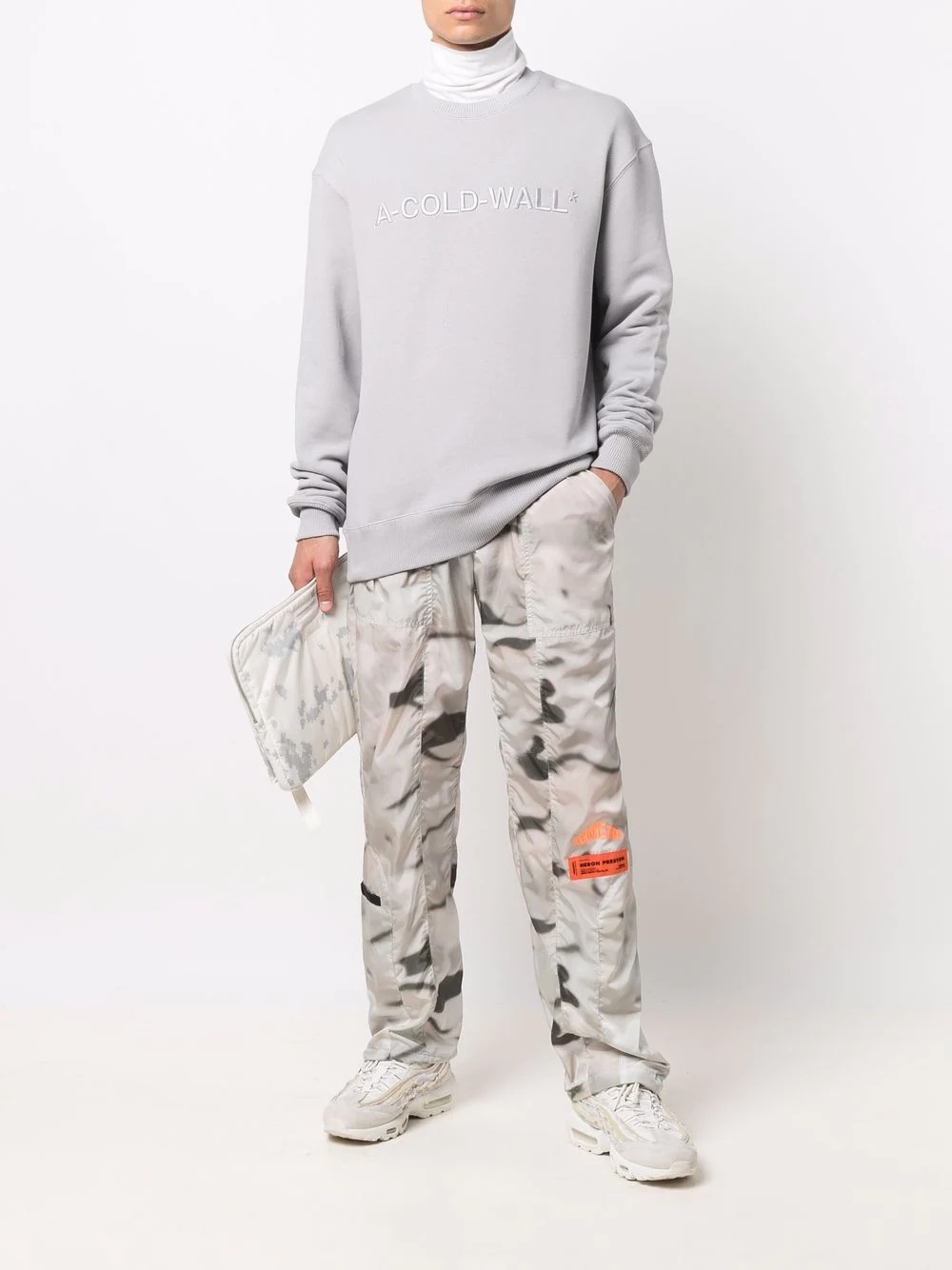 logo-embroidered cotton sweatshirt - 2