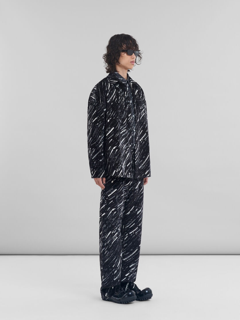 BLACK FLOCKED DENIM OVERSIZED SHIRT WITH CRAYON PRINT - 5