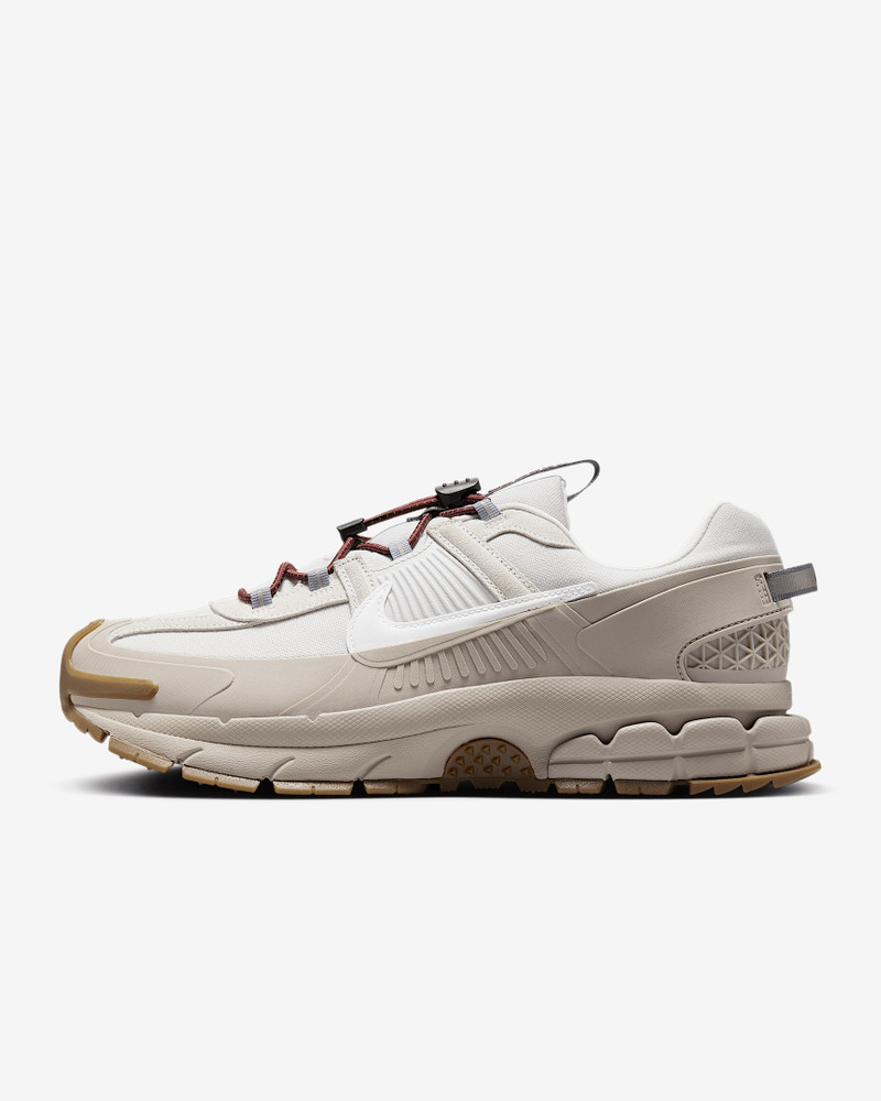 Nike Zoom Vomero Roam Men's Winterized Shoes - 1