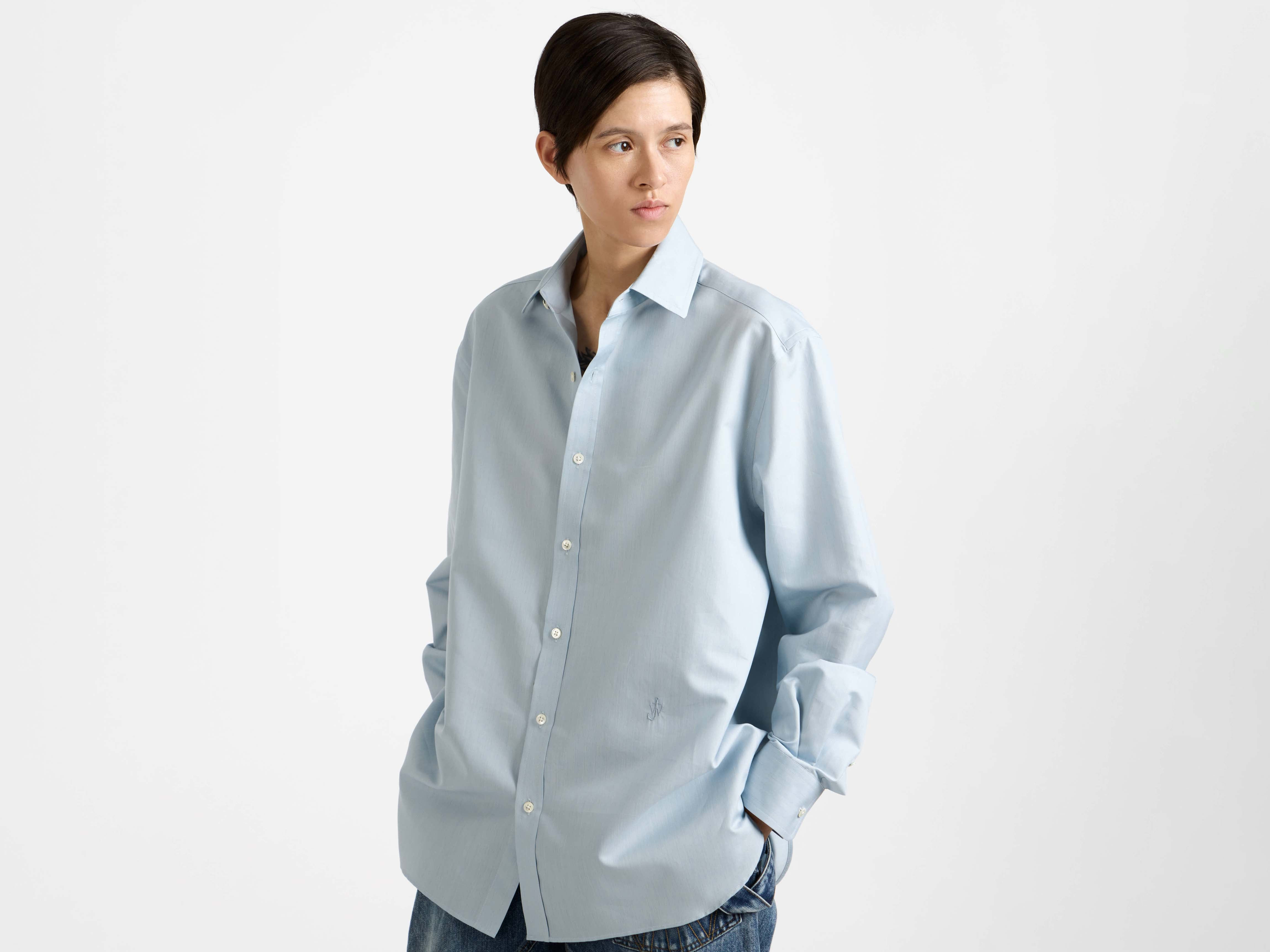 CLASSIC DRESS SHIRT IN POWDER BLUE - 4