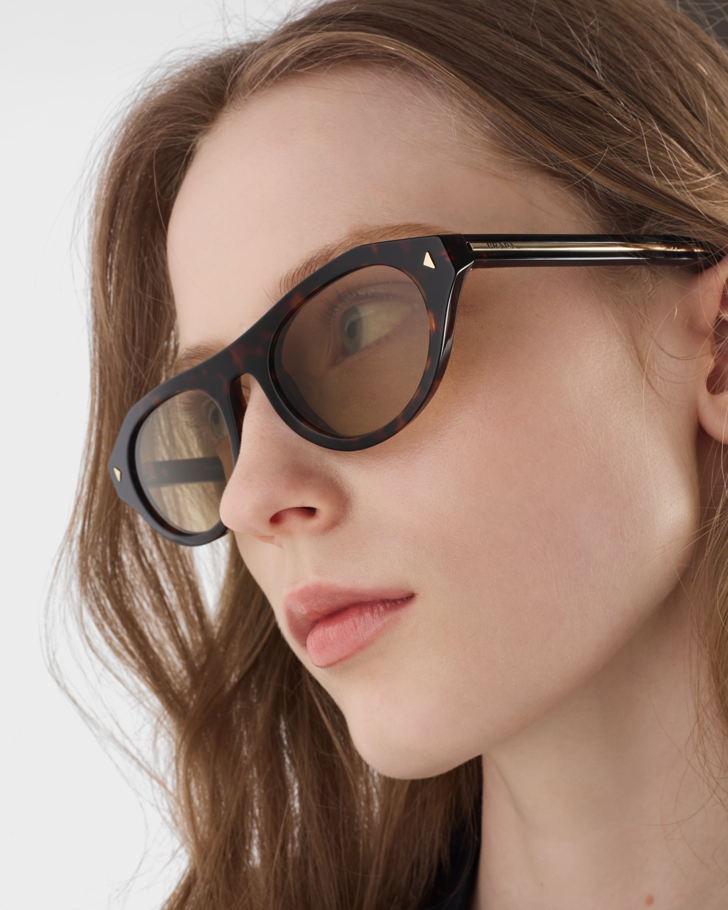Prada sunglasses with the iconic metal plaque - 6