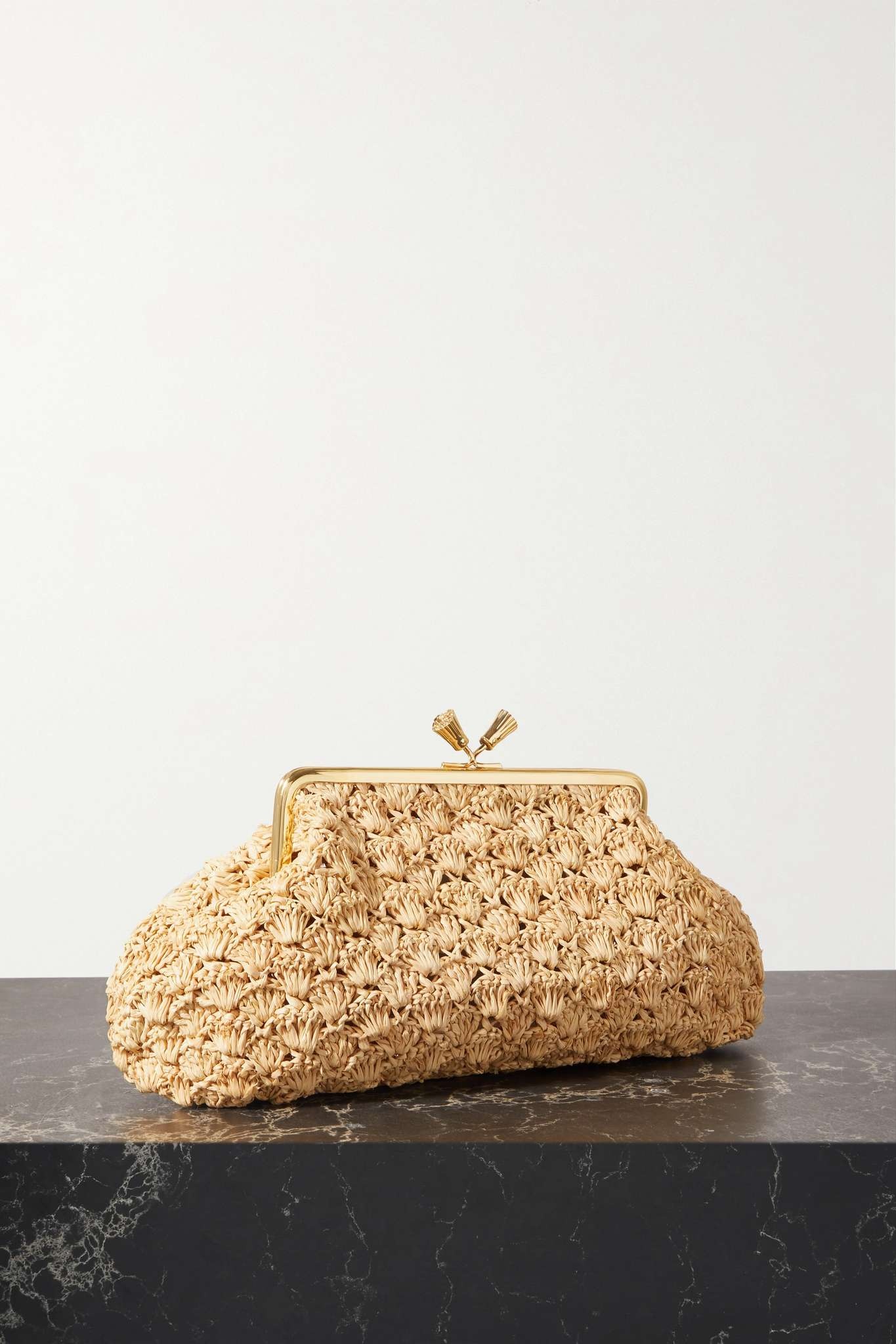 Maud large woven raffia clutch - 3