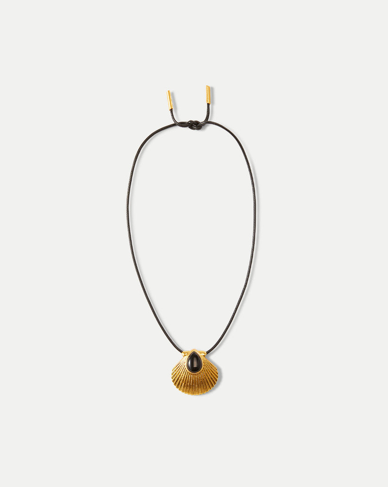 SHELL CORD NECKLACE 1