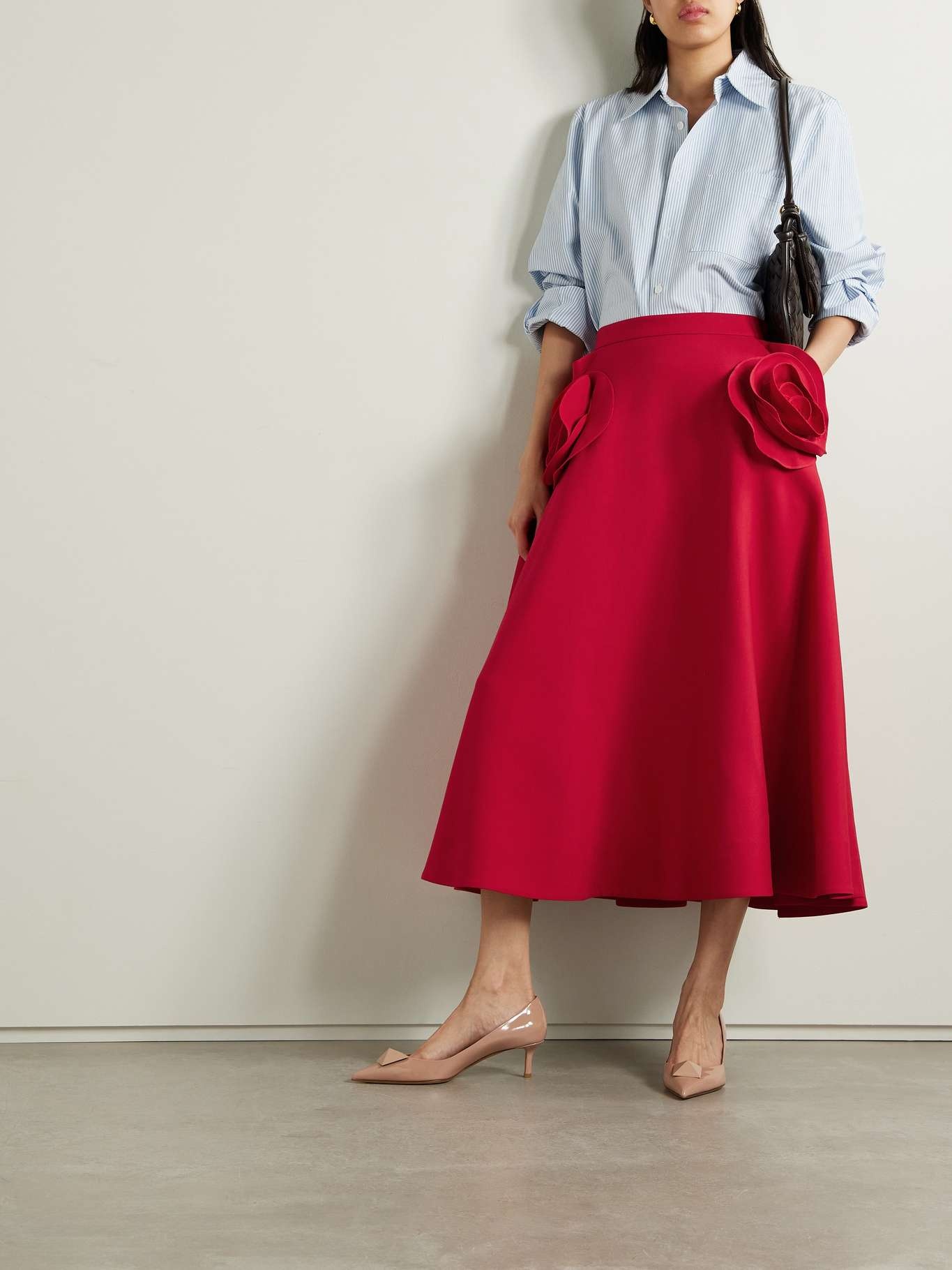 Appliquéd wool and silk-blend crepe midi skirt - 2