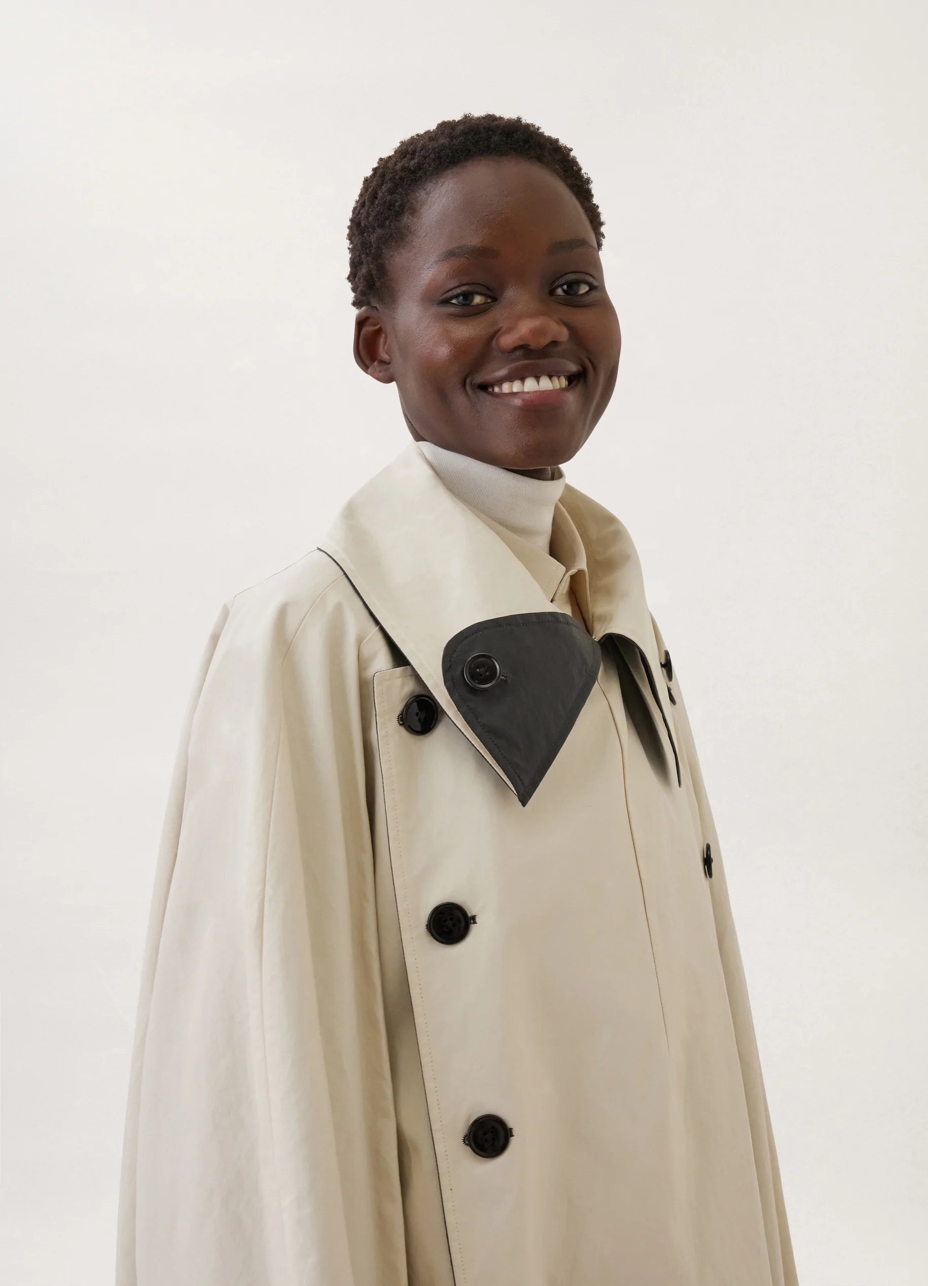 BICOLOR TRENCH COAT
COATED COTTON - 8