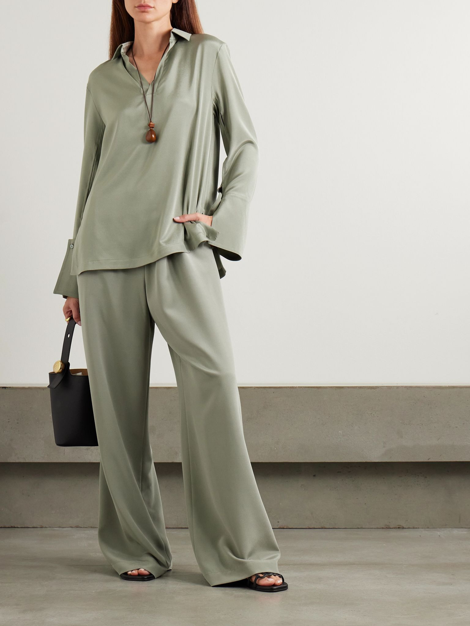 Dover stretch-silk shirt Sage green - 2