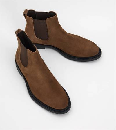 Tod's ANKLE BOOTS IN SUEDE - BROWN outlook