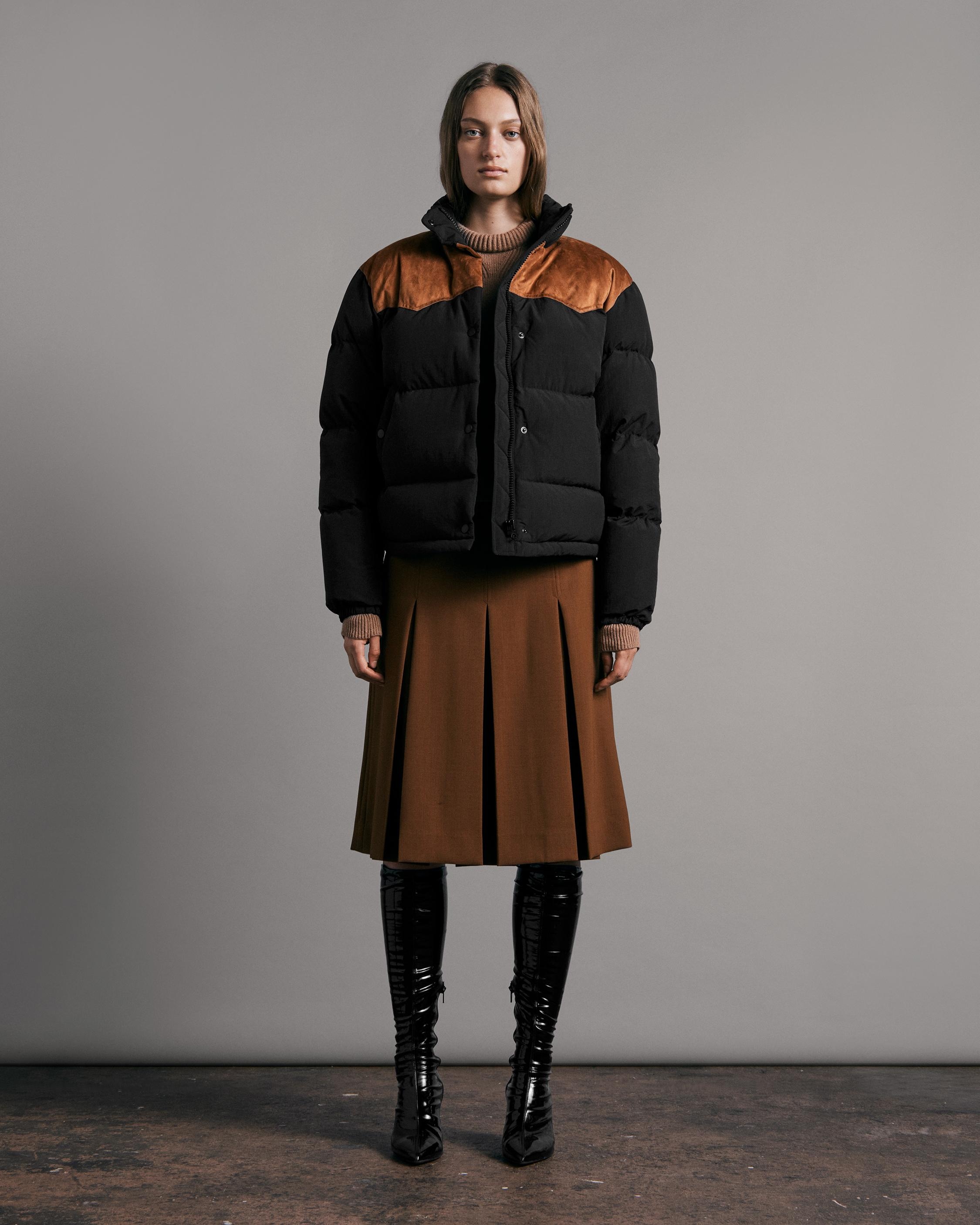 Cal Nylon Puffer Coat
Relaxed Fit Coat - 2