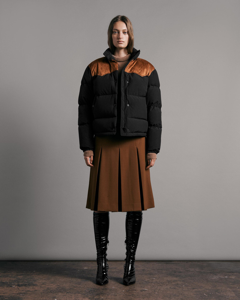 Cal Nylon Puffer Coat
Relaxed Fit Coat 2