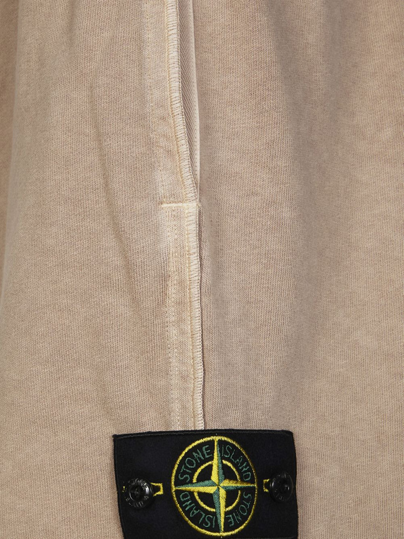 logo-patch cargo shorts 3
